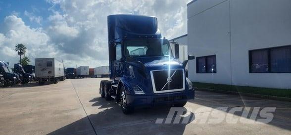 Volvo VNR64T300 Cabezas tractoras