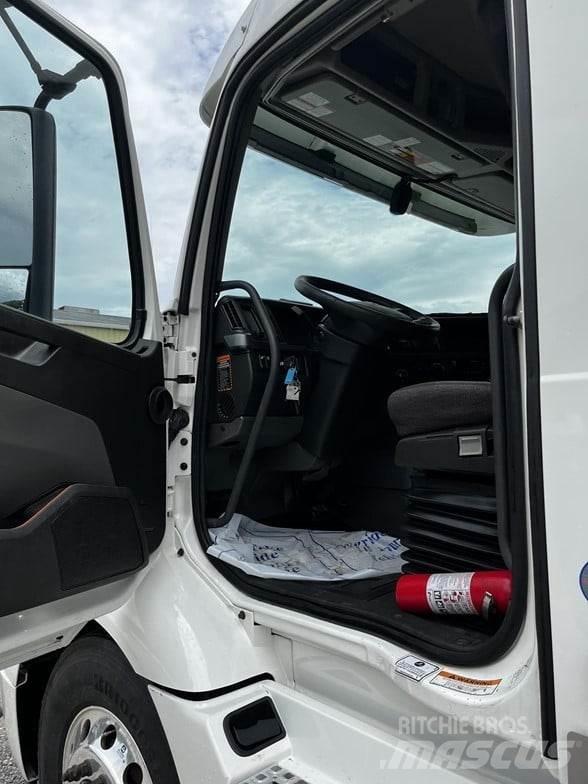 Volvo VNR64T640 Cabezas tractoras