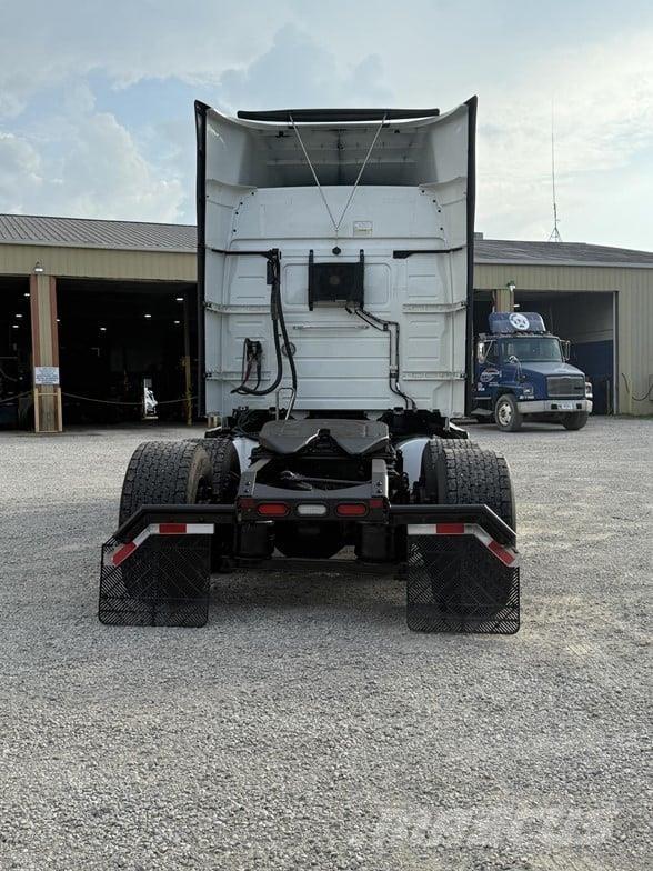 Volvo VNR64T640 Cabezas tractoras