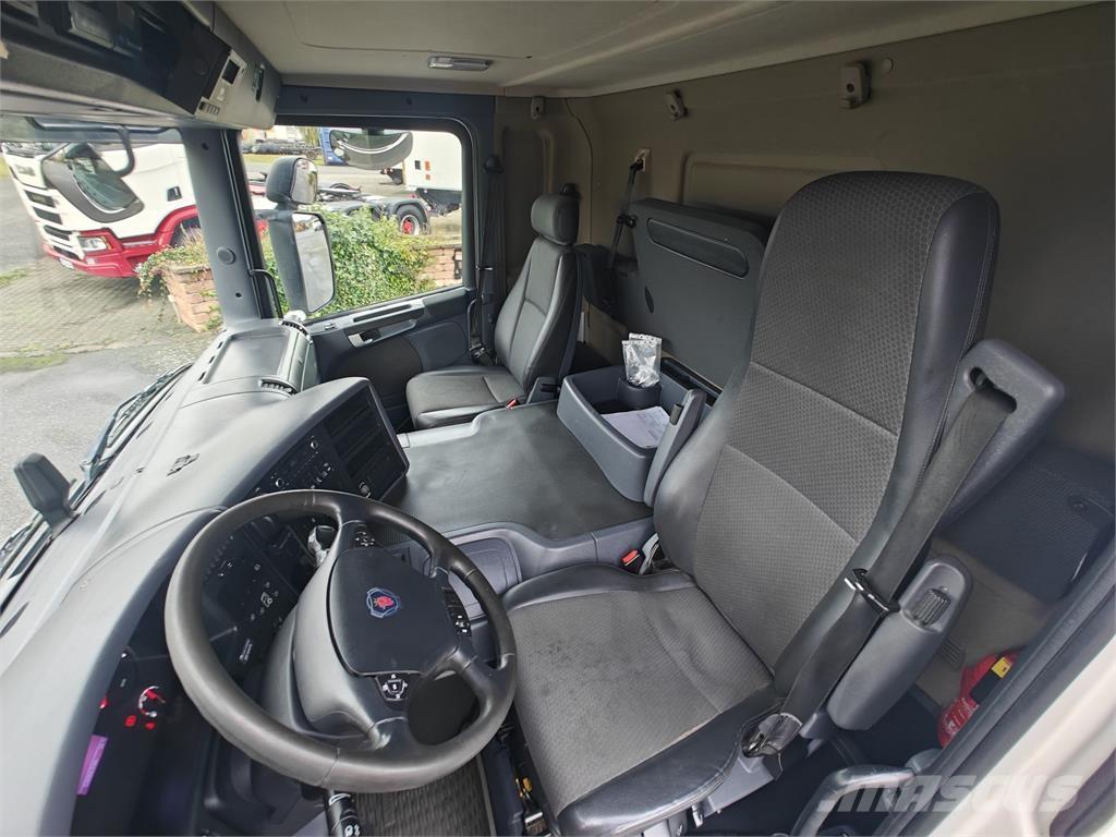 Scania P320 Isotermos y frigoríficos