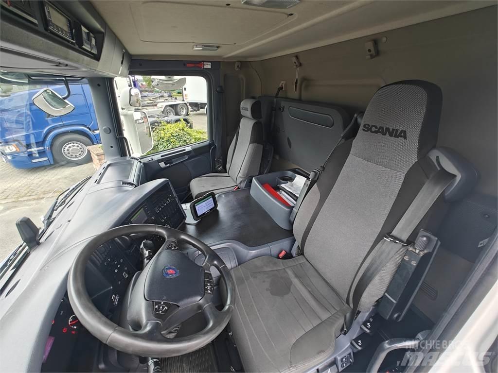 Scania P410 Isotermos y frigoríficos