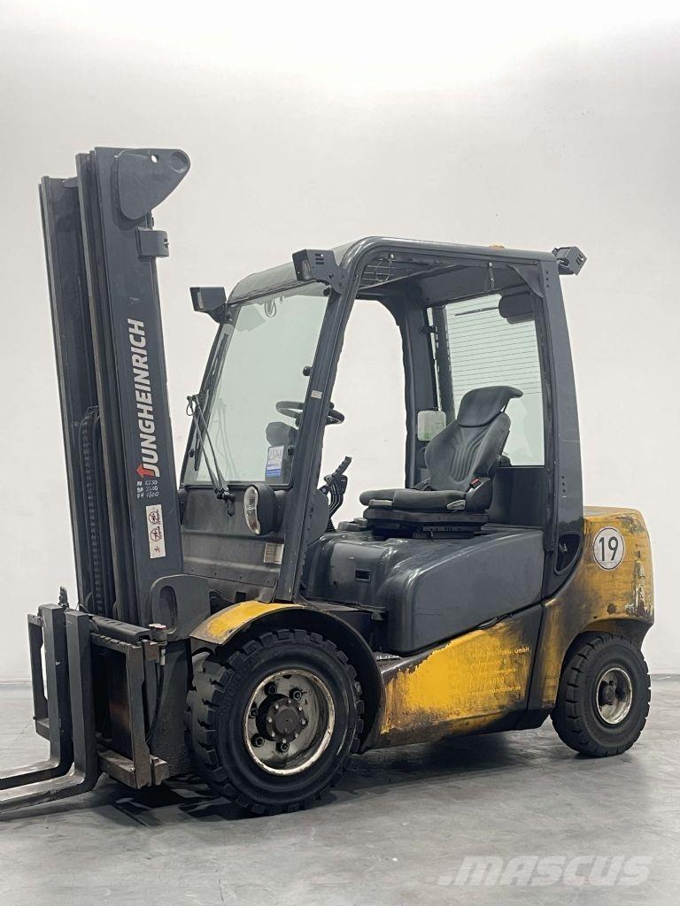 Jungheinrich DFG 430 Carretillas diesel