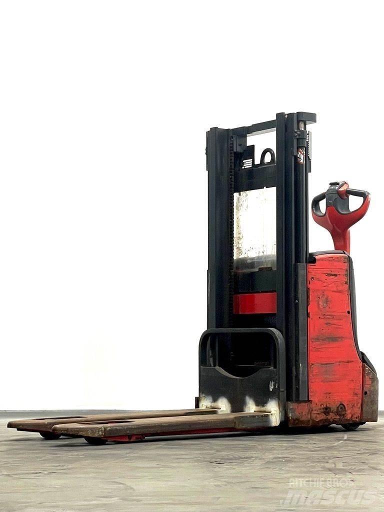 Linde D08-1160 Apiladores eléctricos