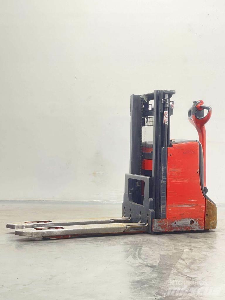 Linde D08-1160 Apiladores eléctricos