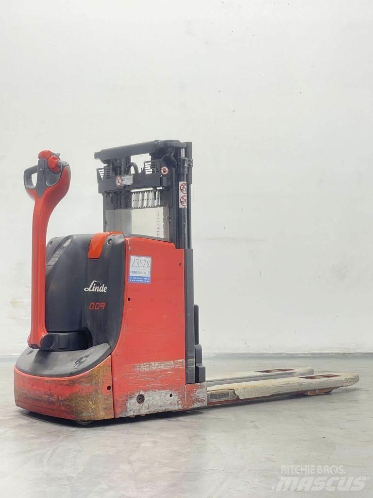 Linde D08-1160 Apiladores eléctricos