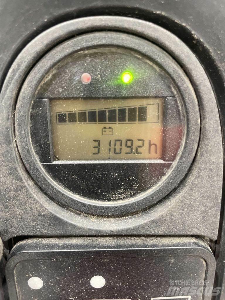 Linde D08-1160 Apiladores eléctricos