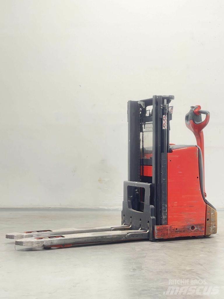 Linde D08-1160 Apiladores eléctricos
