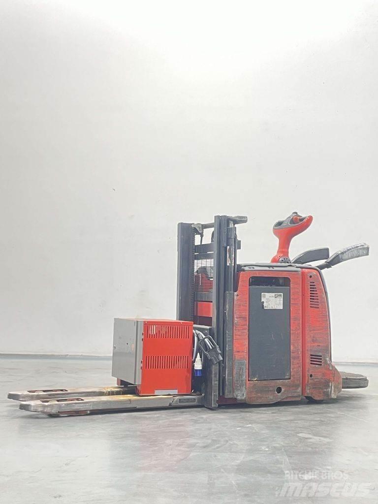 Linde D12AP-133 Apiladores eléctricos
