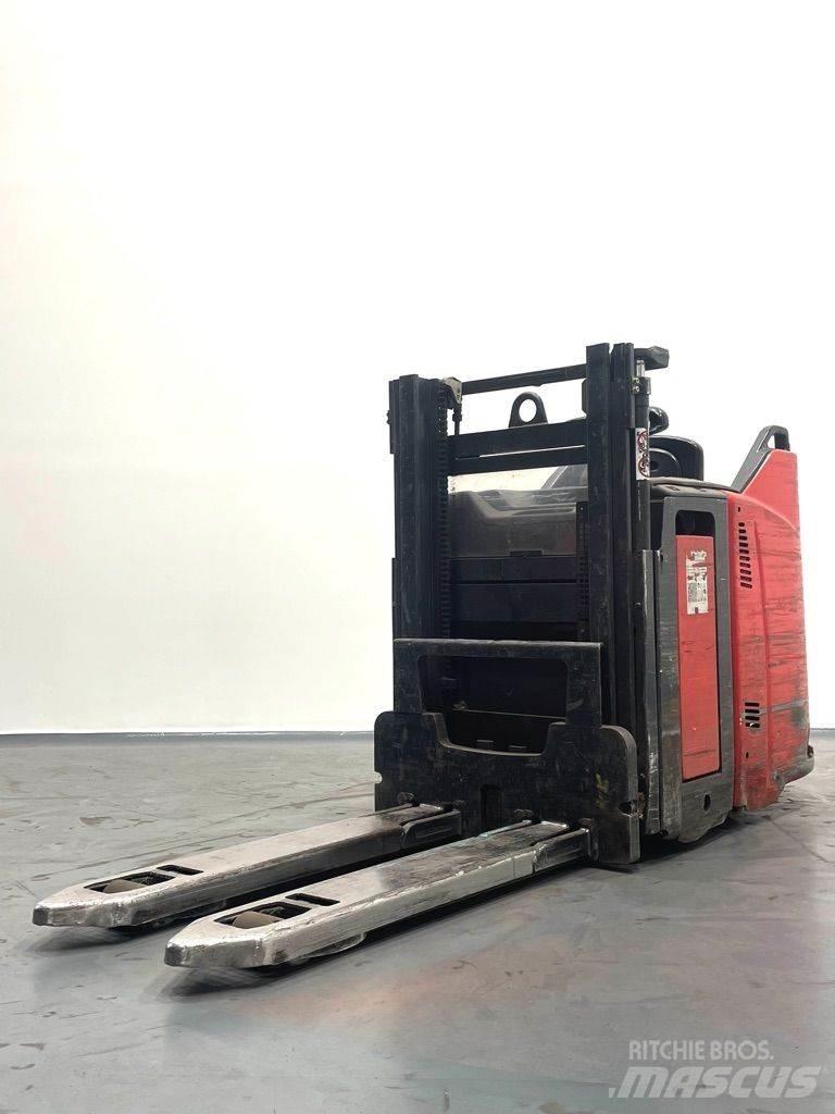 Linde D12HPSP-133 Apiladores eléctricos