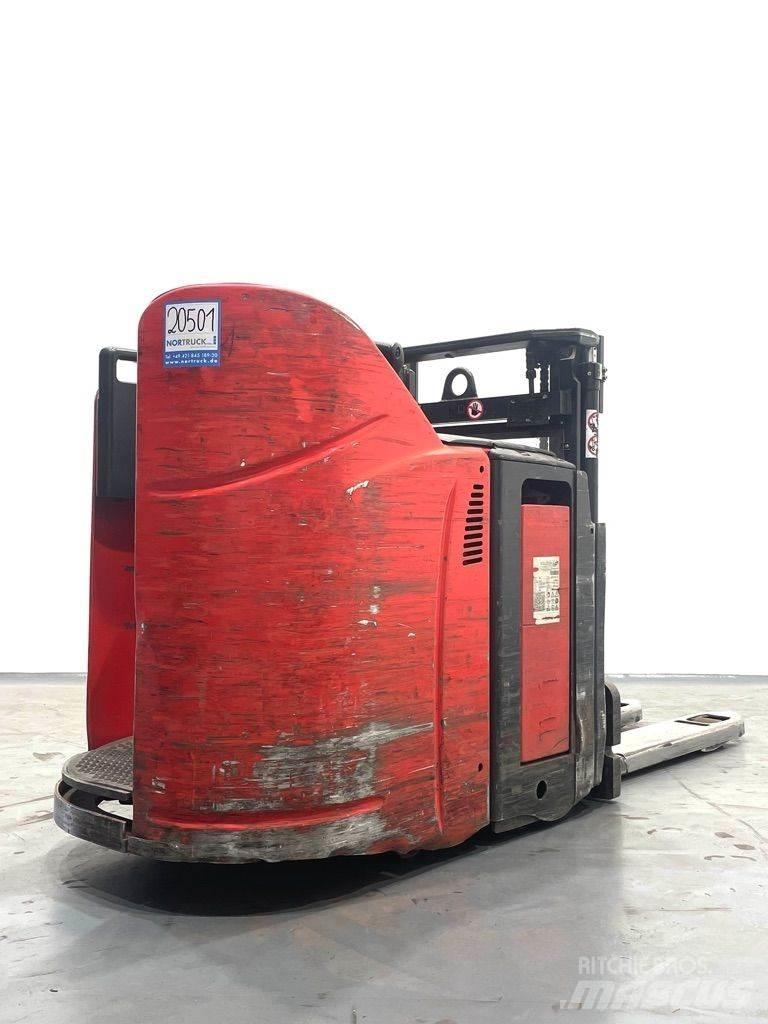 Linde D12HPSP-133 Apiladores eléctricos