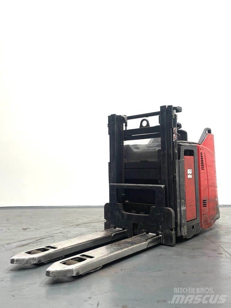Linde D12HPSP-133 Apiladores eléctricos