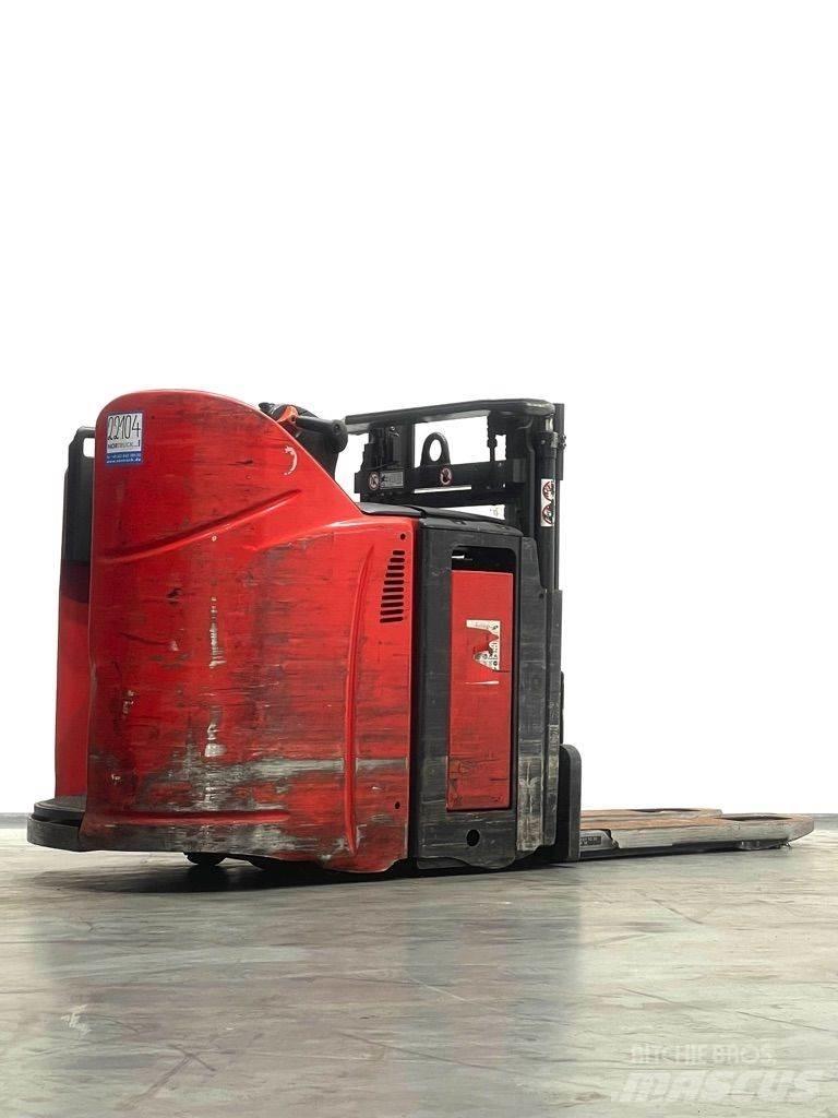 Linde D12HPSP-133 Apiladores eléctricos