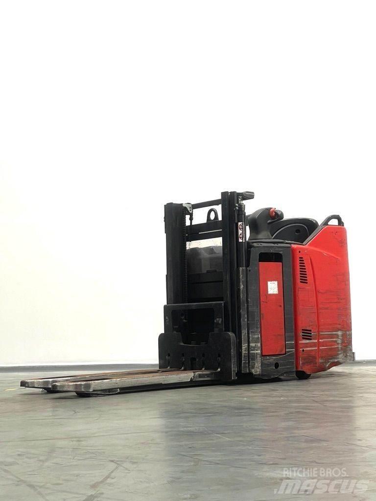 Linde D12HPSP-133 Apiladores eléctricos