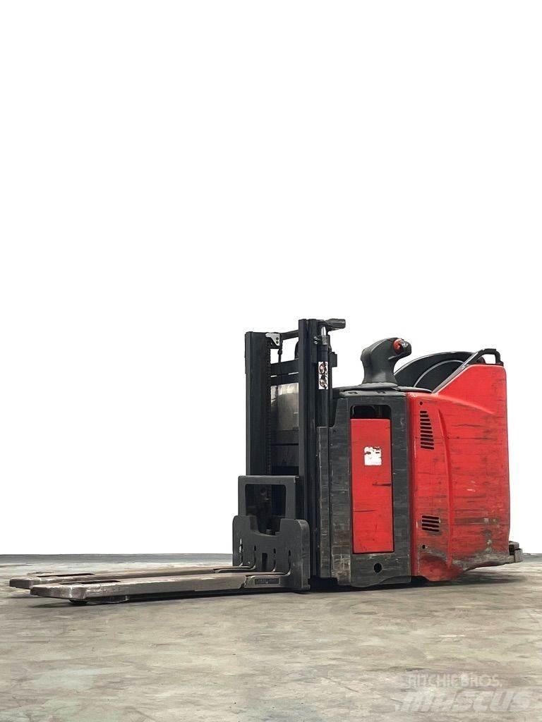 Linde D12HPSP-133 Apiladores eléctricos