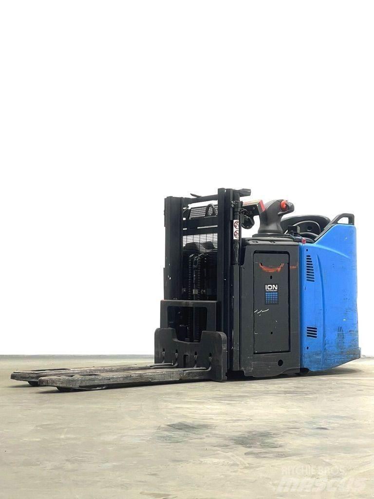 Linde D12HPSP-133 Apiladores eléctricos