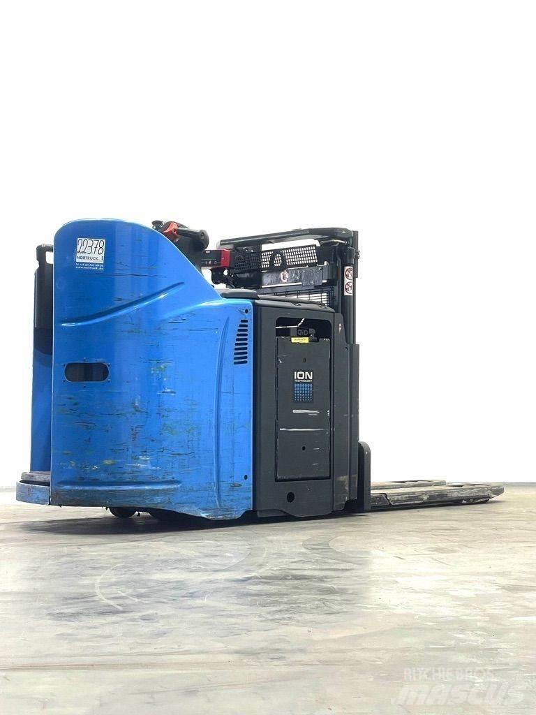 Linde D12HPSP-133 Apiladores eléctricos