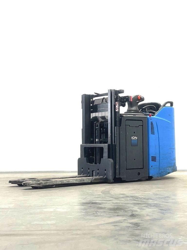 Linde D12HPSP-133 Apiladores eléctricos