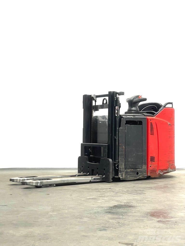 Linde D12HPSP-133 Apiladores eléctricos