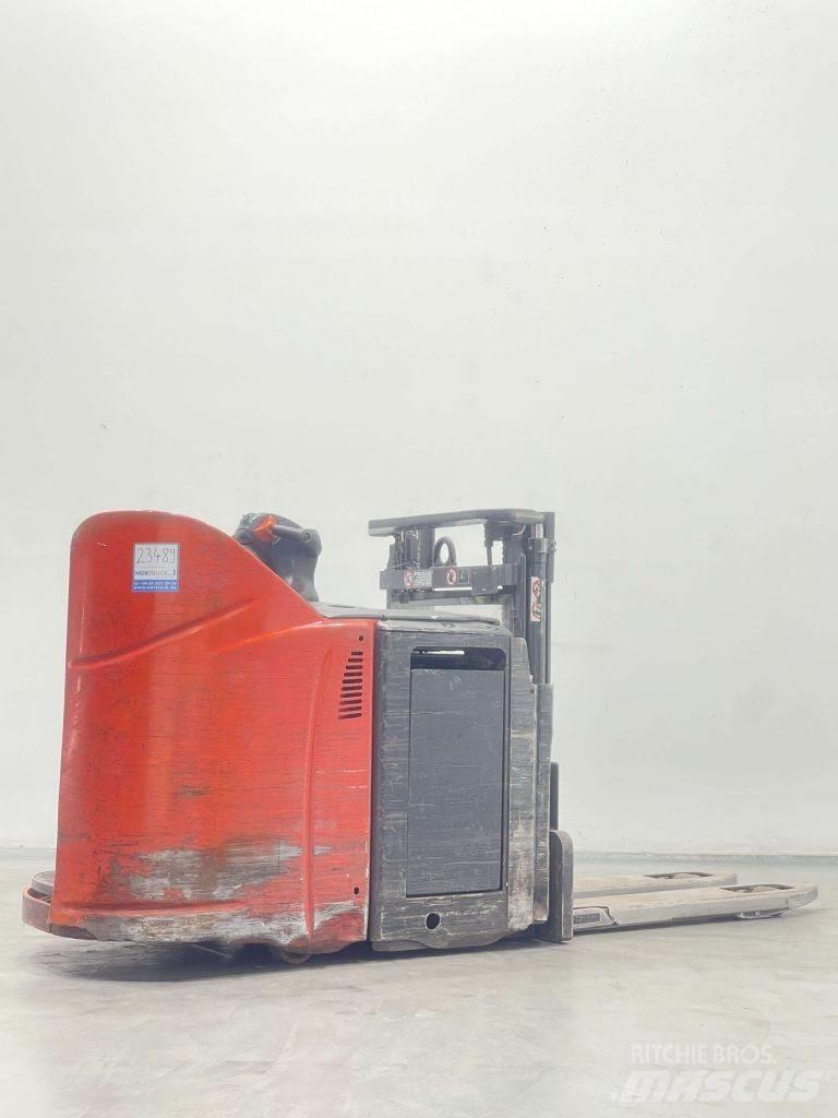 Linde D12HPSP-133 Apiladores eléctricos