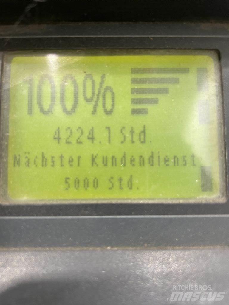 Linde D12HPSP-133 Apiladores eléctricos