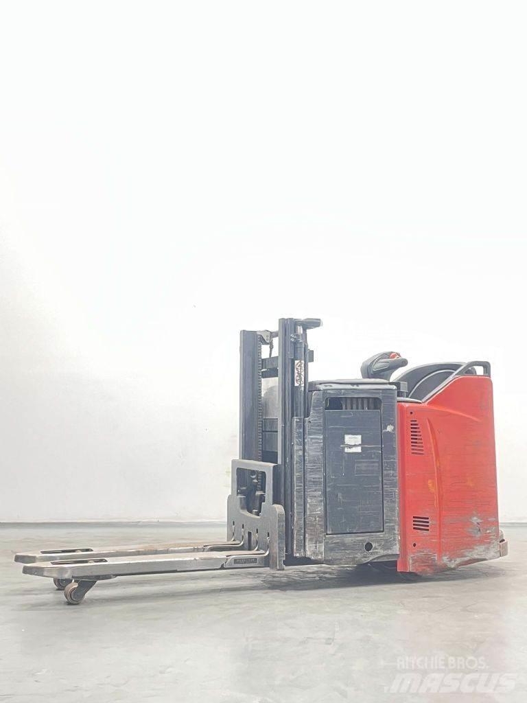 Linde D12HPSP-133 Apiladores eléctricos
