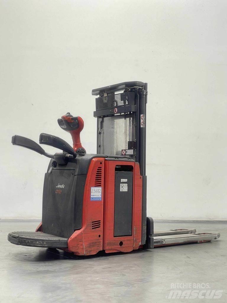 Linde D12LAP-133 Apiladores eléctricos