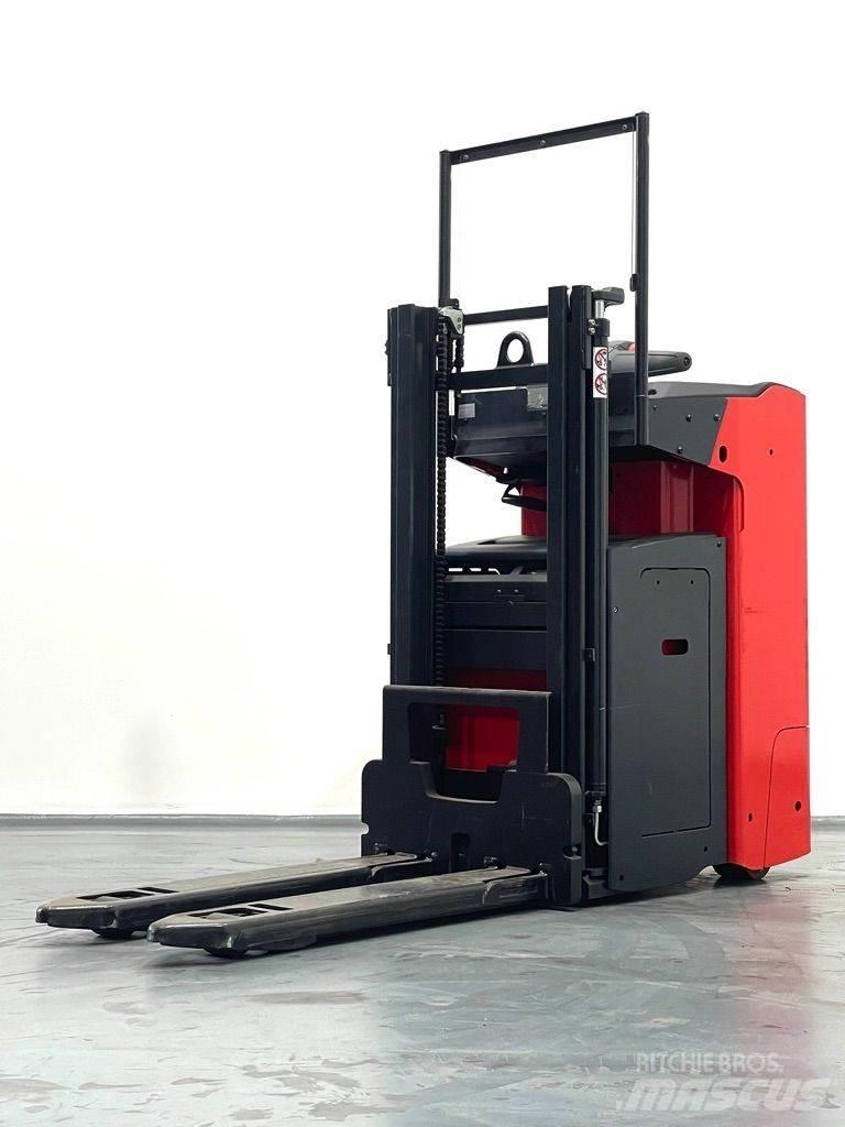 Linde D12SF-1164 Apiladores eléctricos