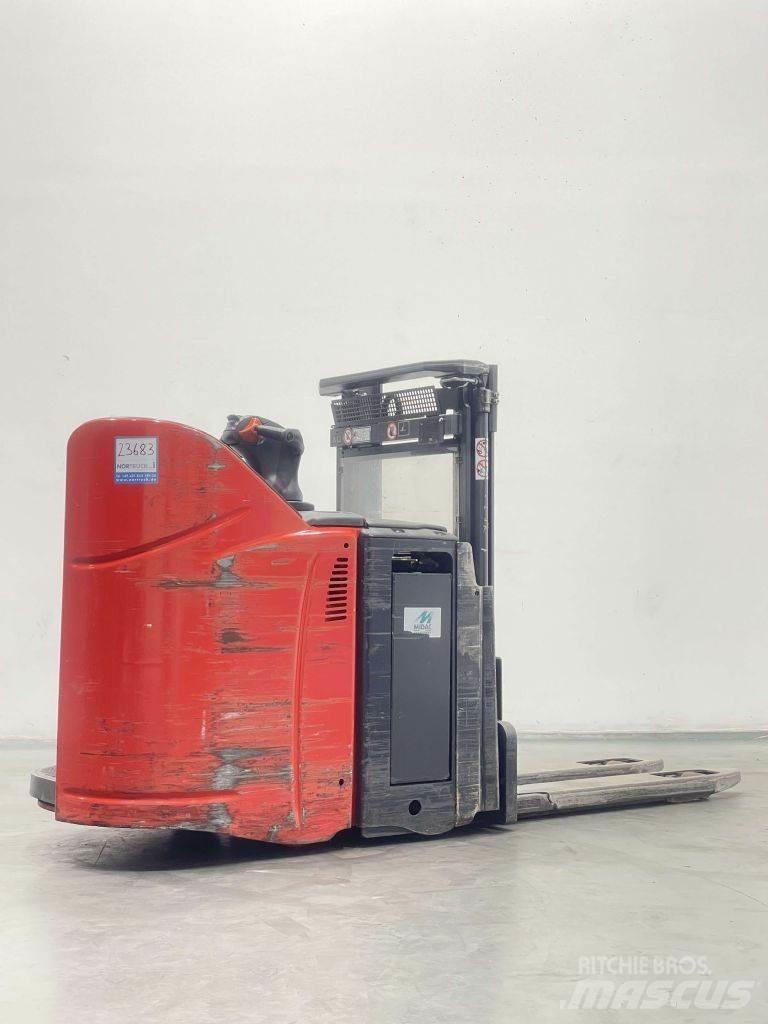 Linde D12SP-133 Apiladores eléctricos