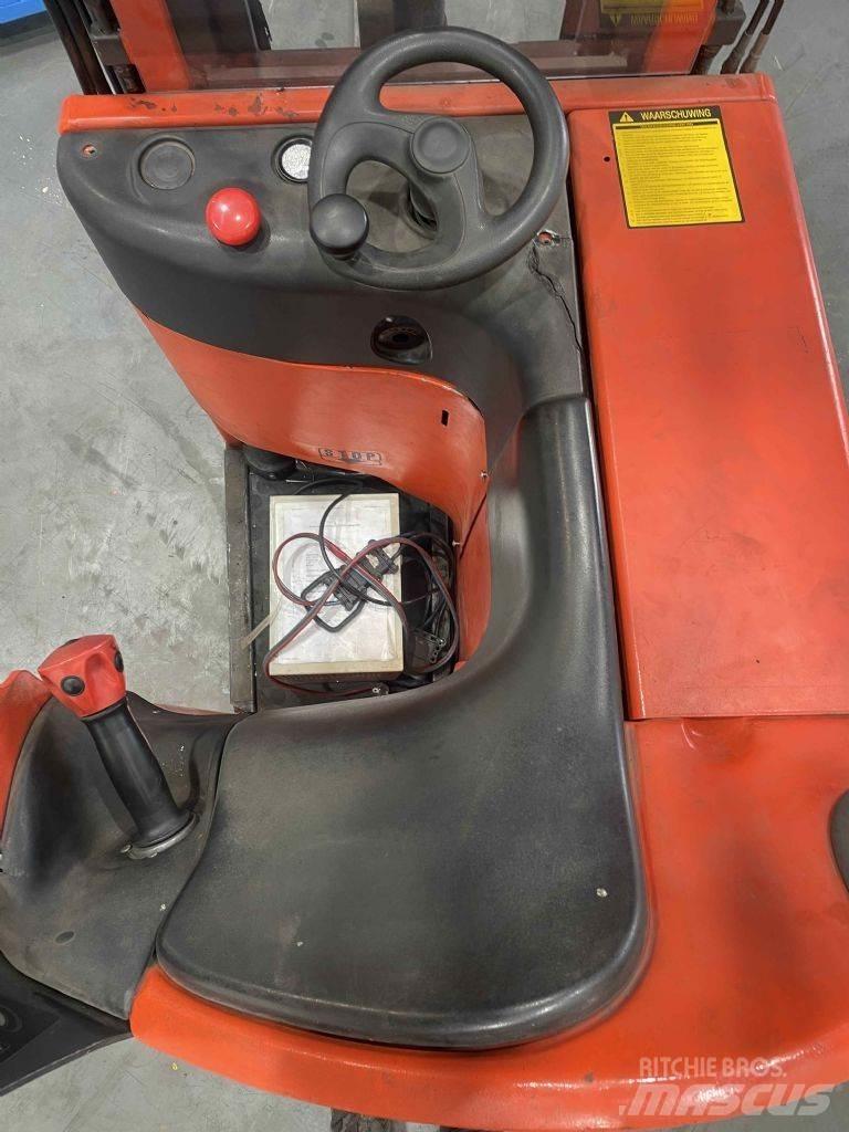 Linde E10-334 Apiladores eléctricos autopropulsados