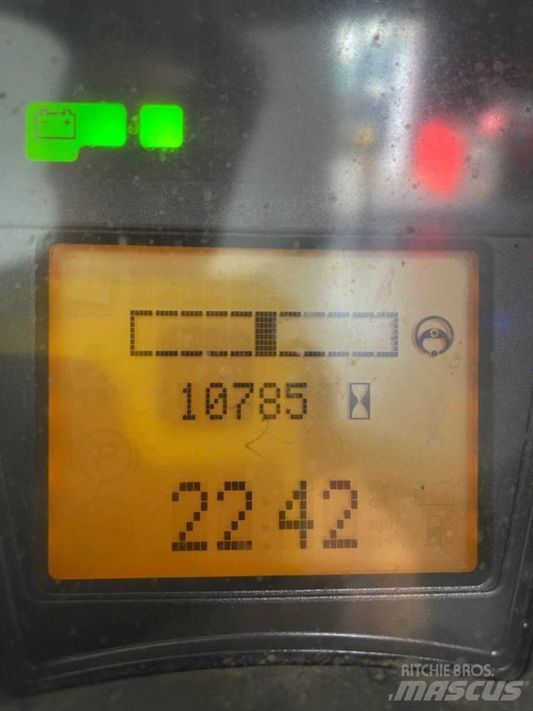 Linde E16-386-EVO Carretillas de horquilla eléctrica