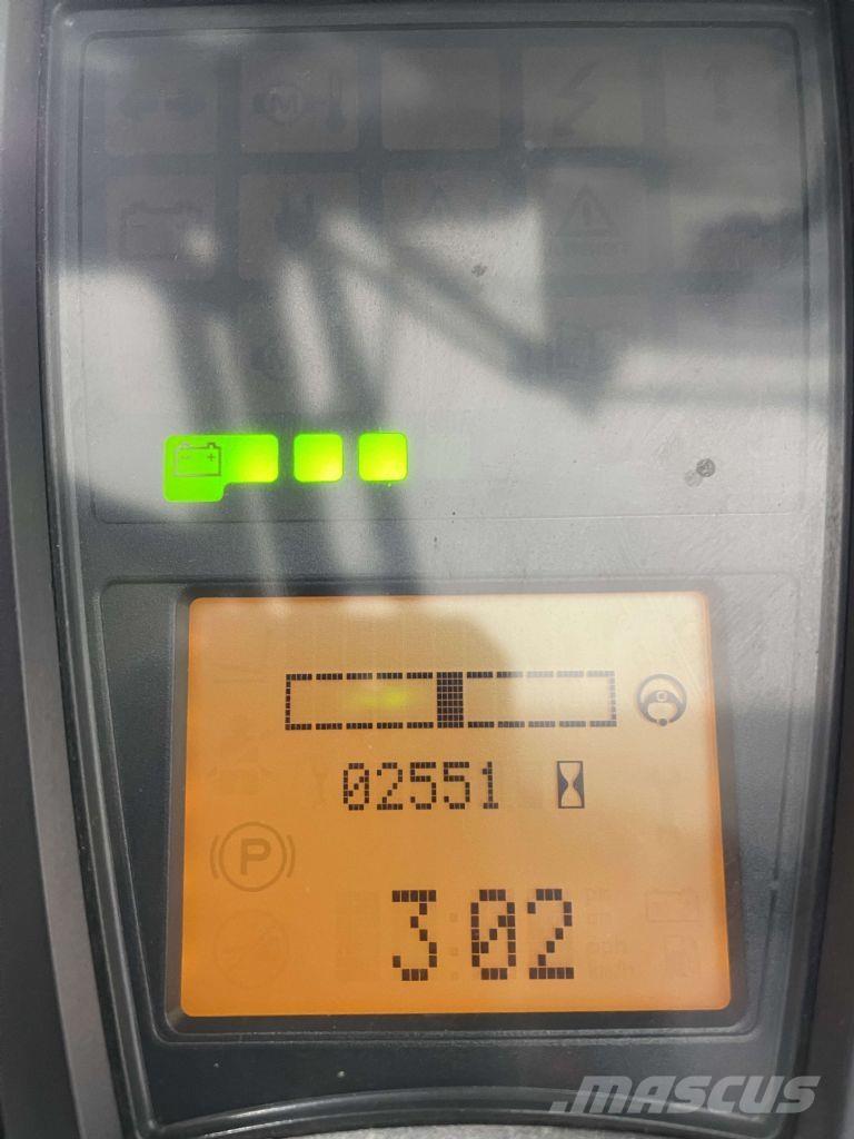 Linde E50HL-01-388 Carretillas de horquilla eléctrica