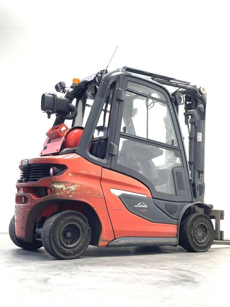 Linde H25T-01 Carretillas LPG