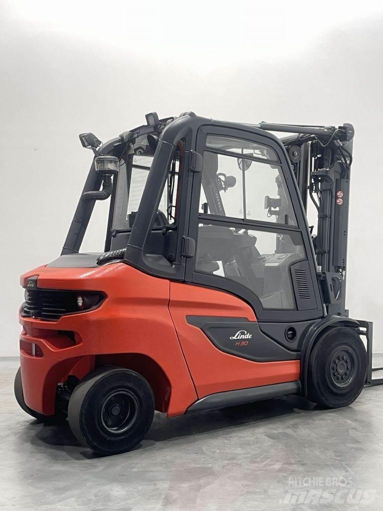 Linde H30D-01-1202 Carretillas diesel
