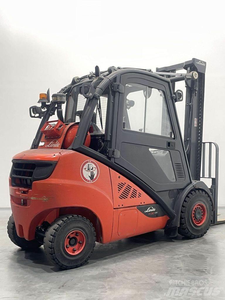 Linde H30T-02-393 Carretillas LPG