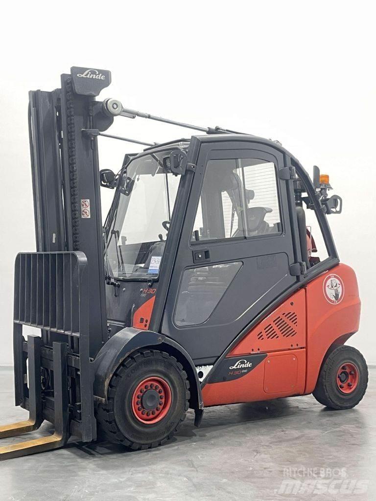 Linde H30T-02-393 Carretillas LPG