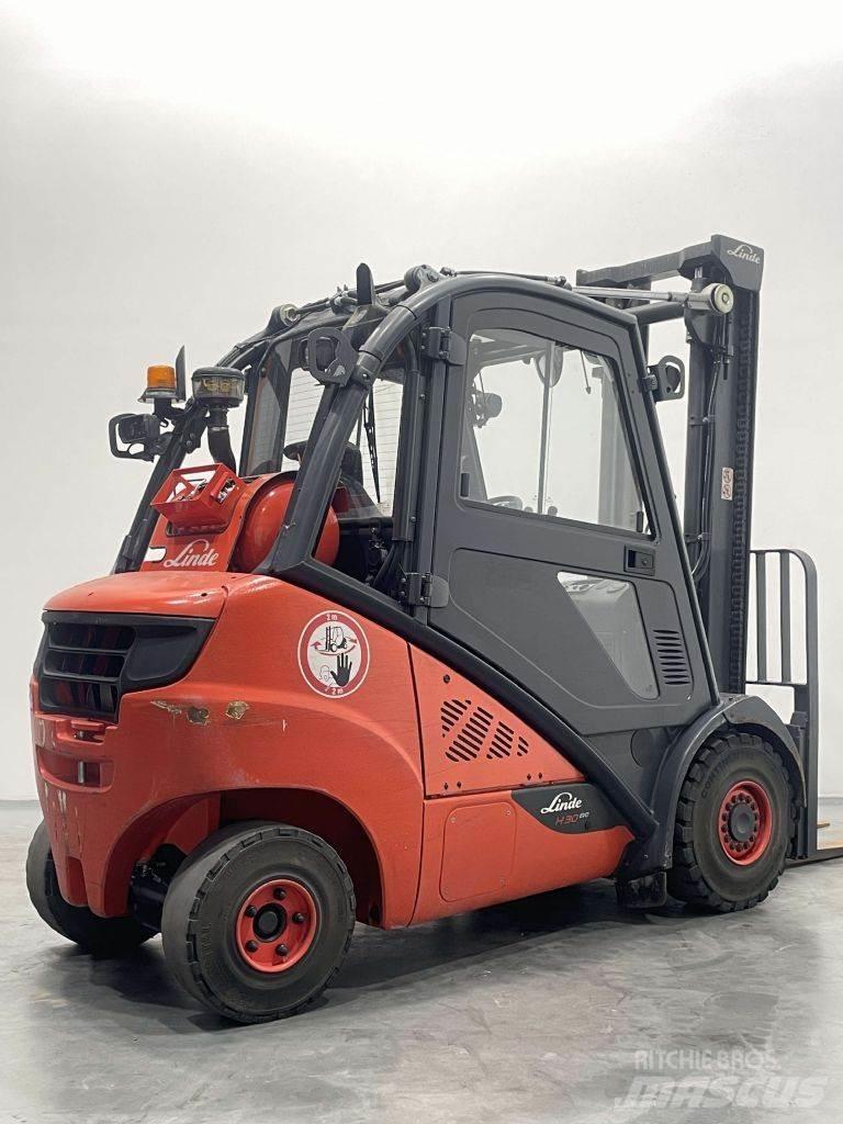 Linde H30T-02-393 Carretillas LPG