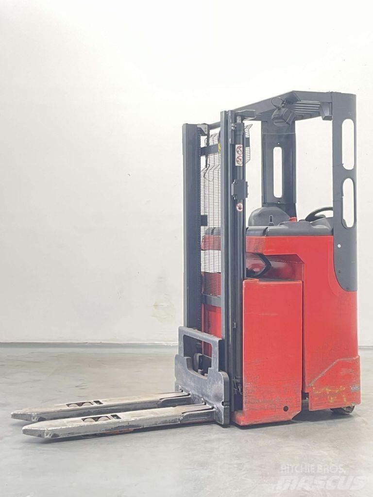Linde L12R-139 Apiladores eléctricos autopropulsados