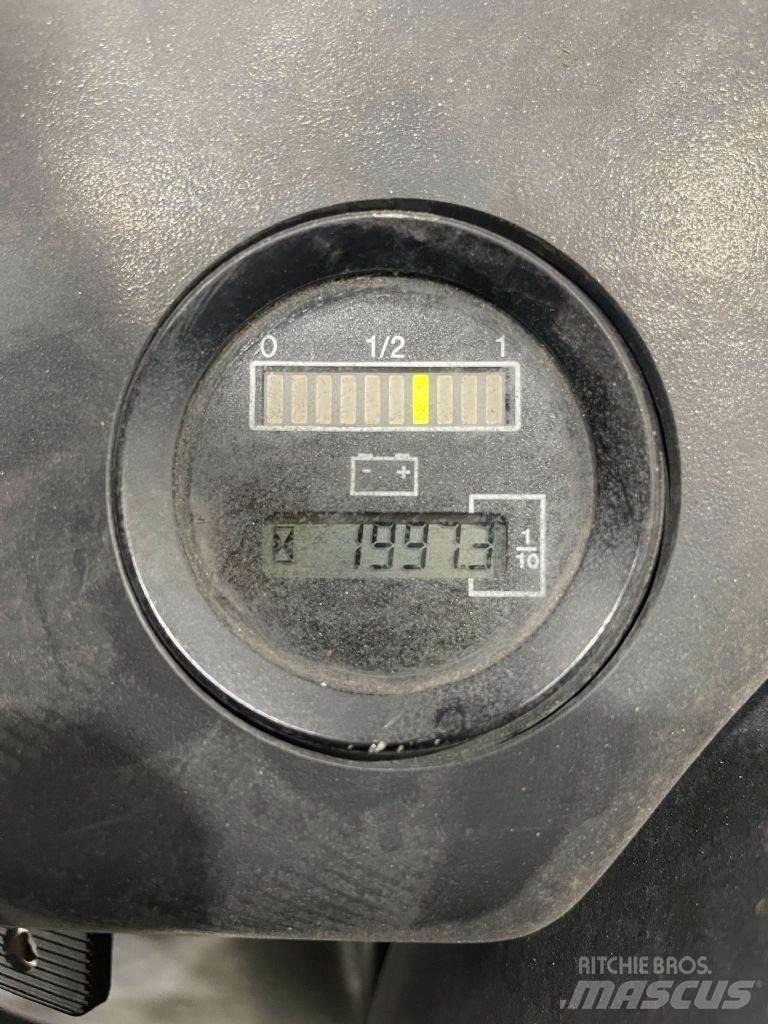 Linde L16AC-035 Apiladores eléctricos