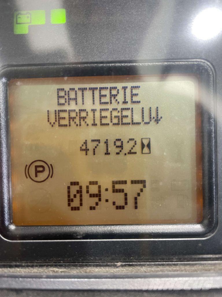 Linde R16-01-1120 Carretillas retráctiles