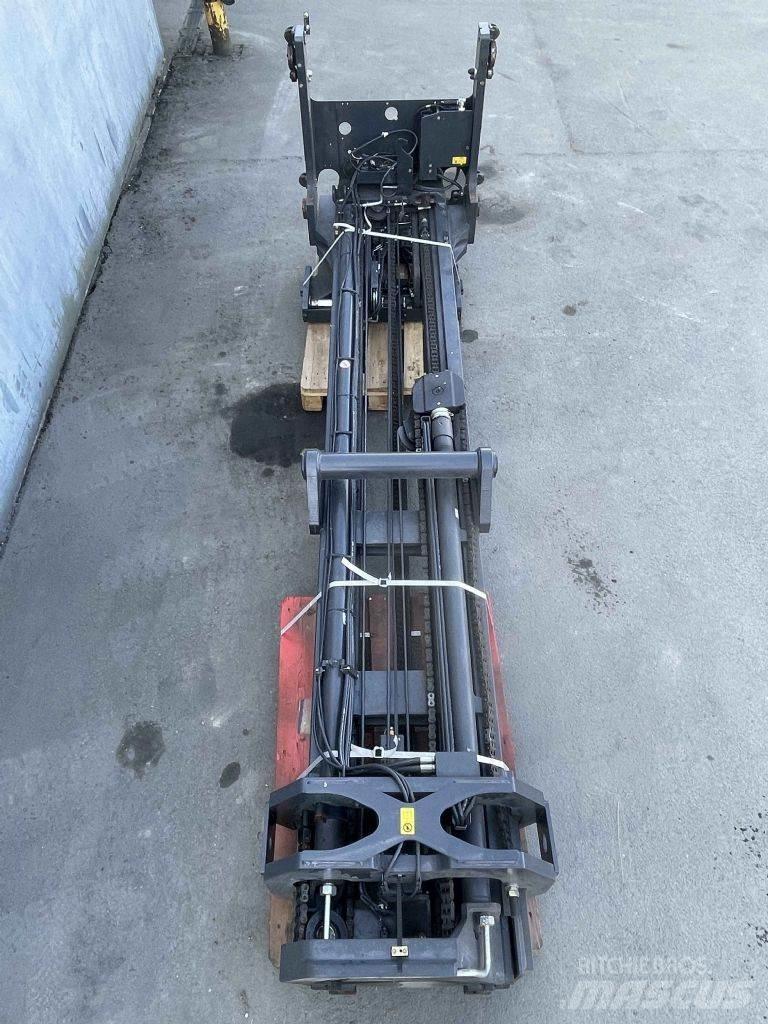 Linde R16HD-01-1120 Carretillas retráctiles
