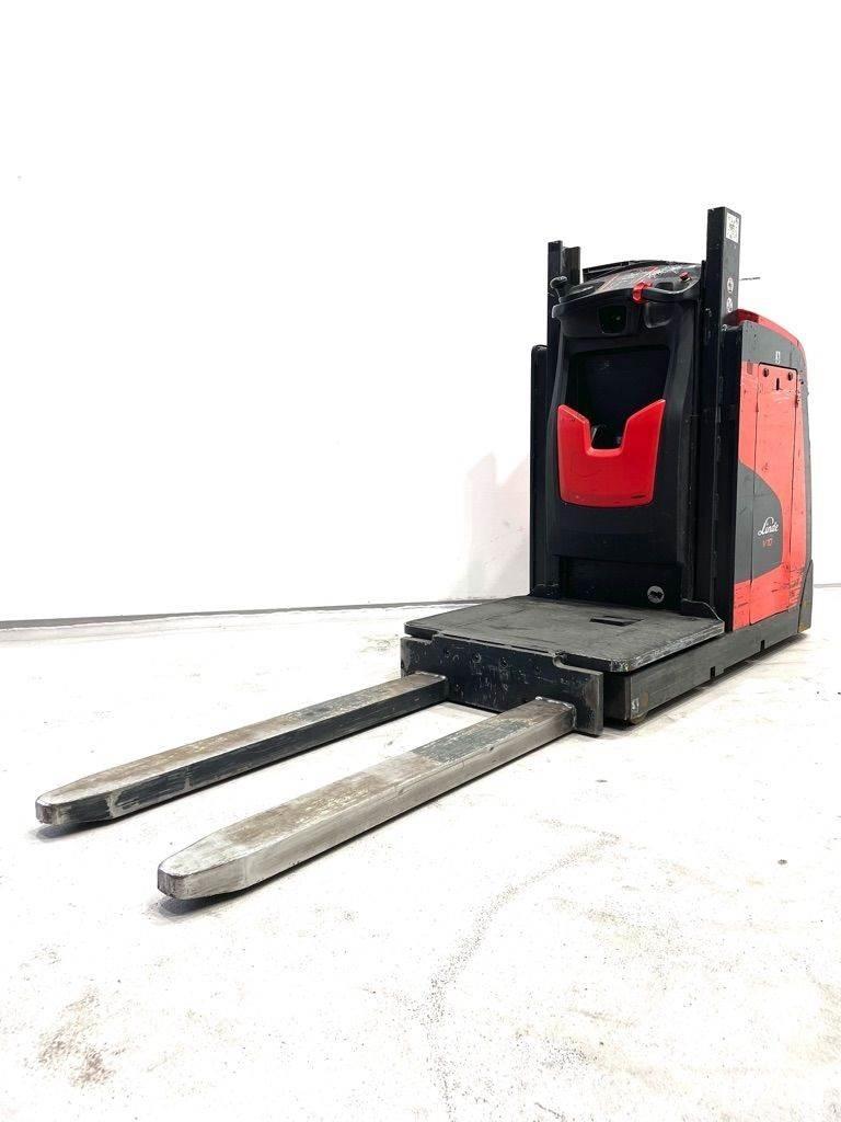 Linde V10-5212 Recogepedidos de baja altura