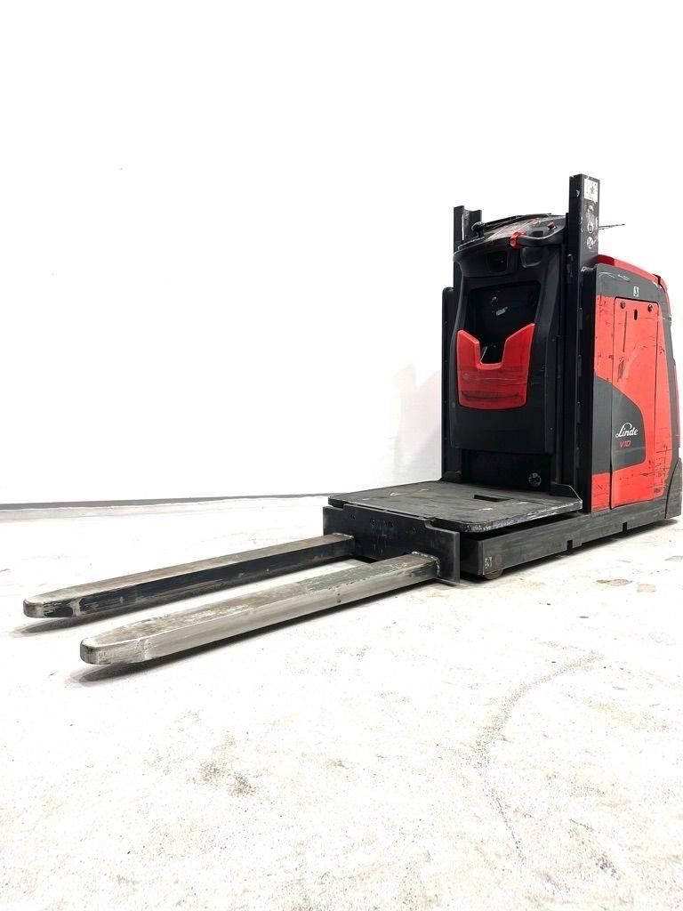 Linde V10-5212 Recogepedidos de baja altura