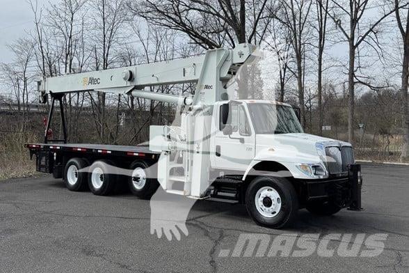 Altec AC26-103B Camiones grúa