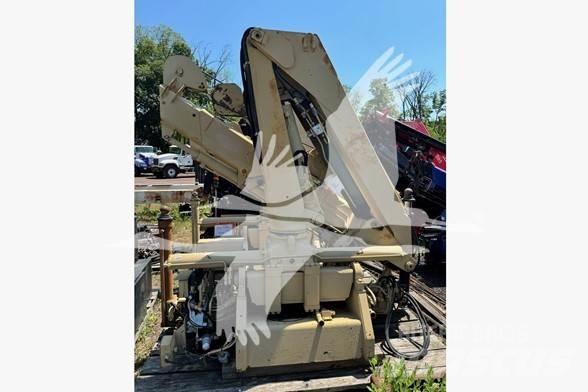 Hiab 8108-2 Grúas para madera