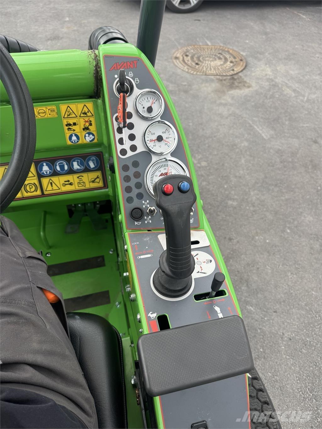 Avant 528 Endast 70h Minicargadoras