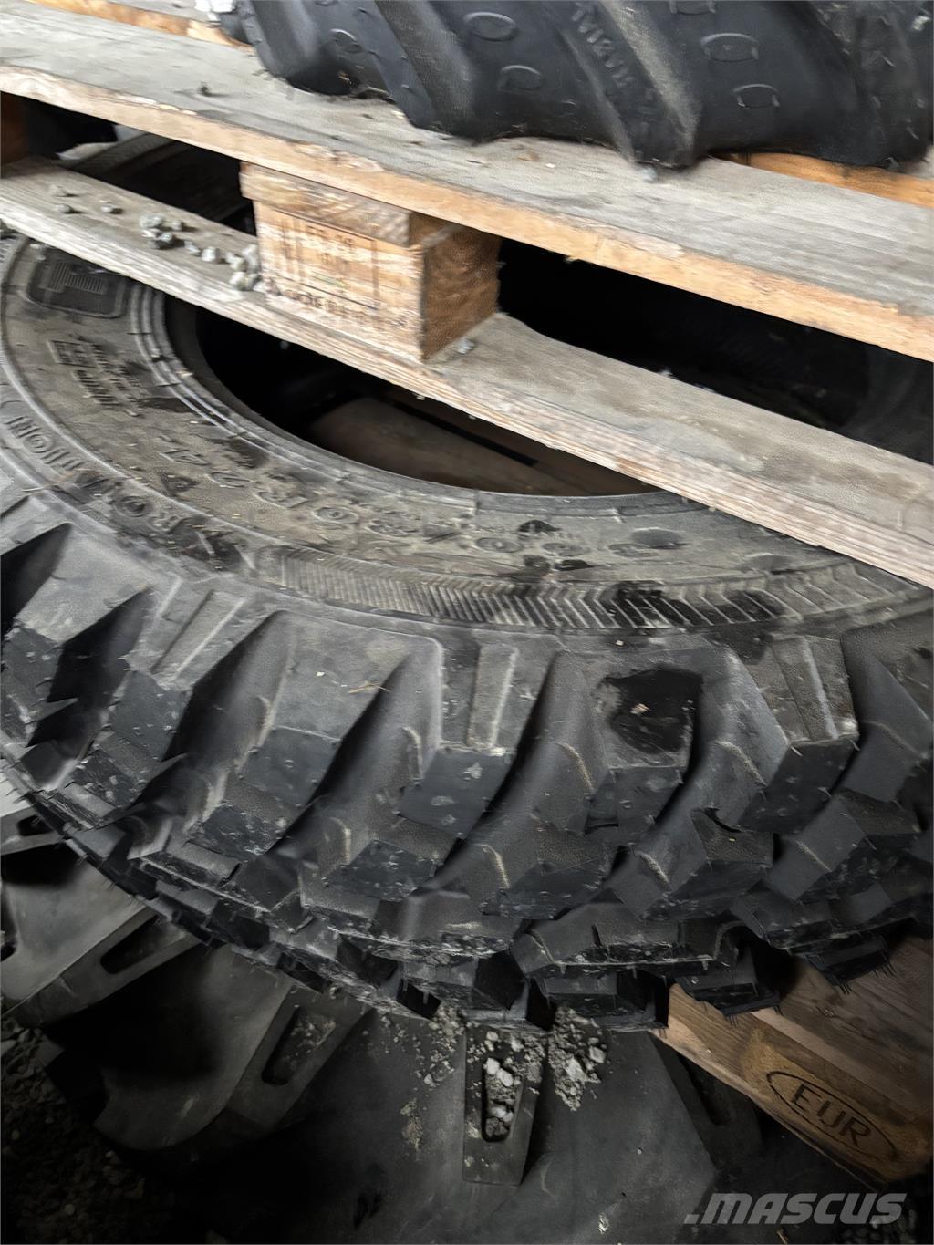 BKT Ridemax Neumáticos, ruedas y llantas