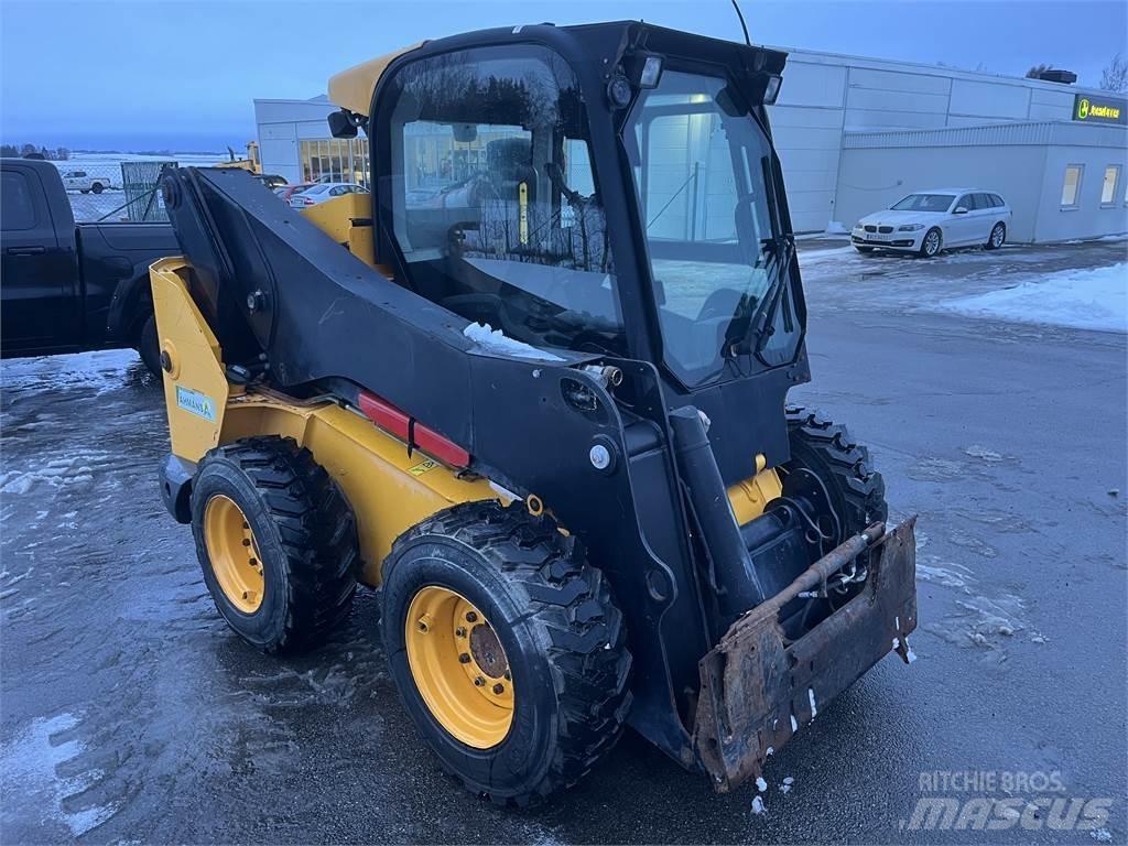 JCB 330 SKID STEER Todoterrenos