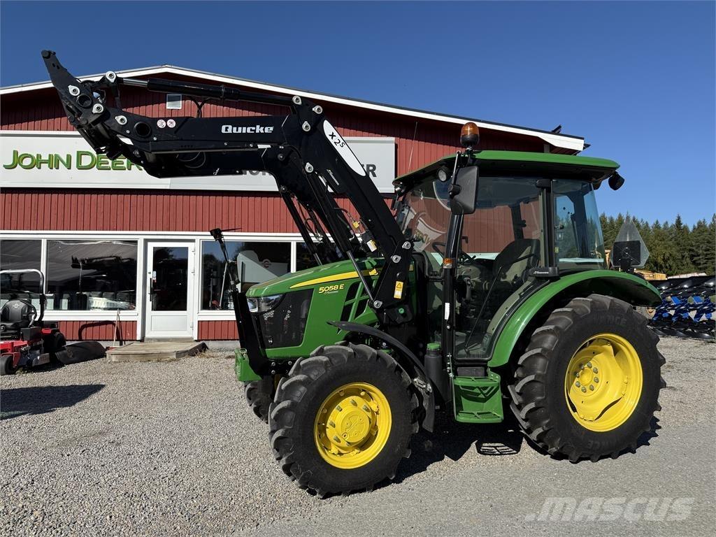 John Deere 5058E Tractores