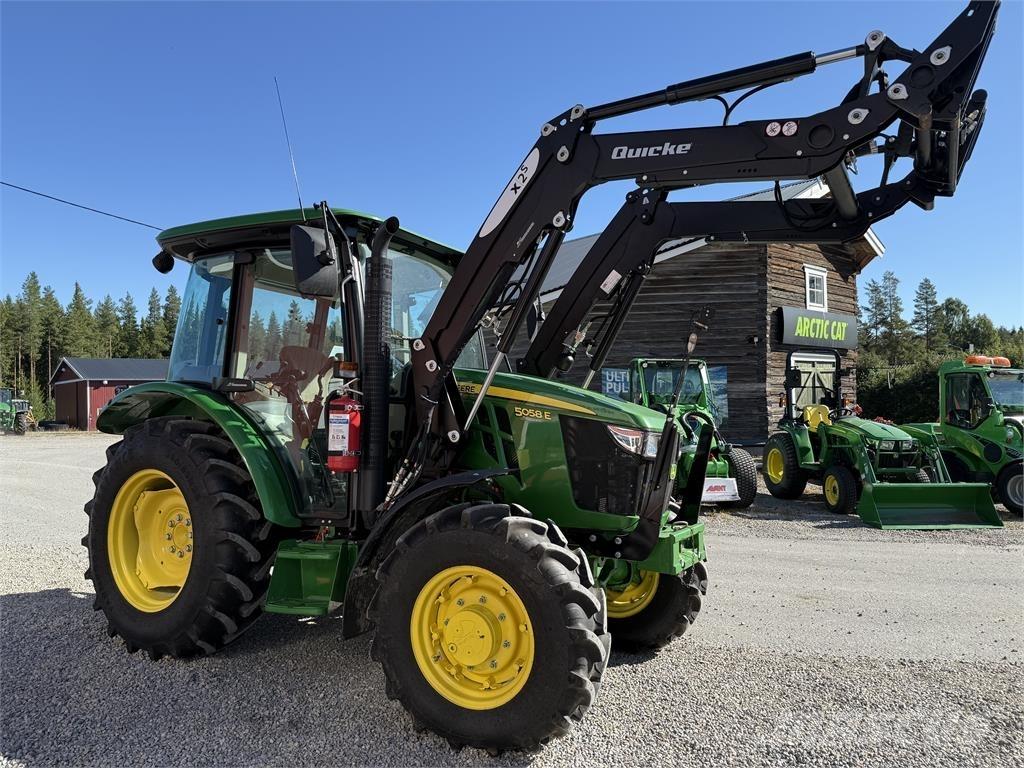 John Deere 5058E Tractores