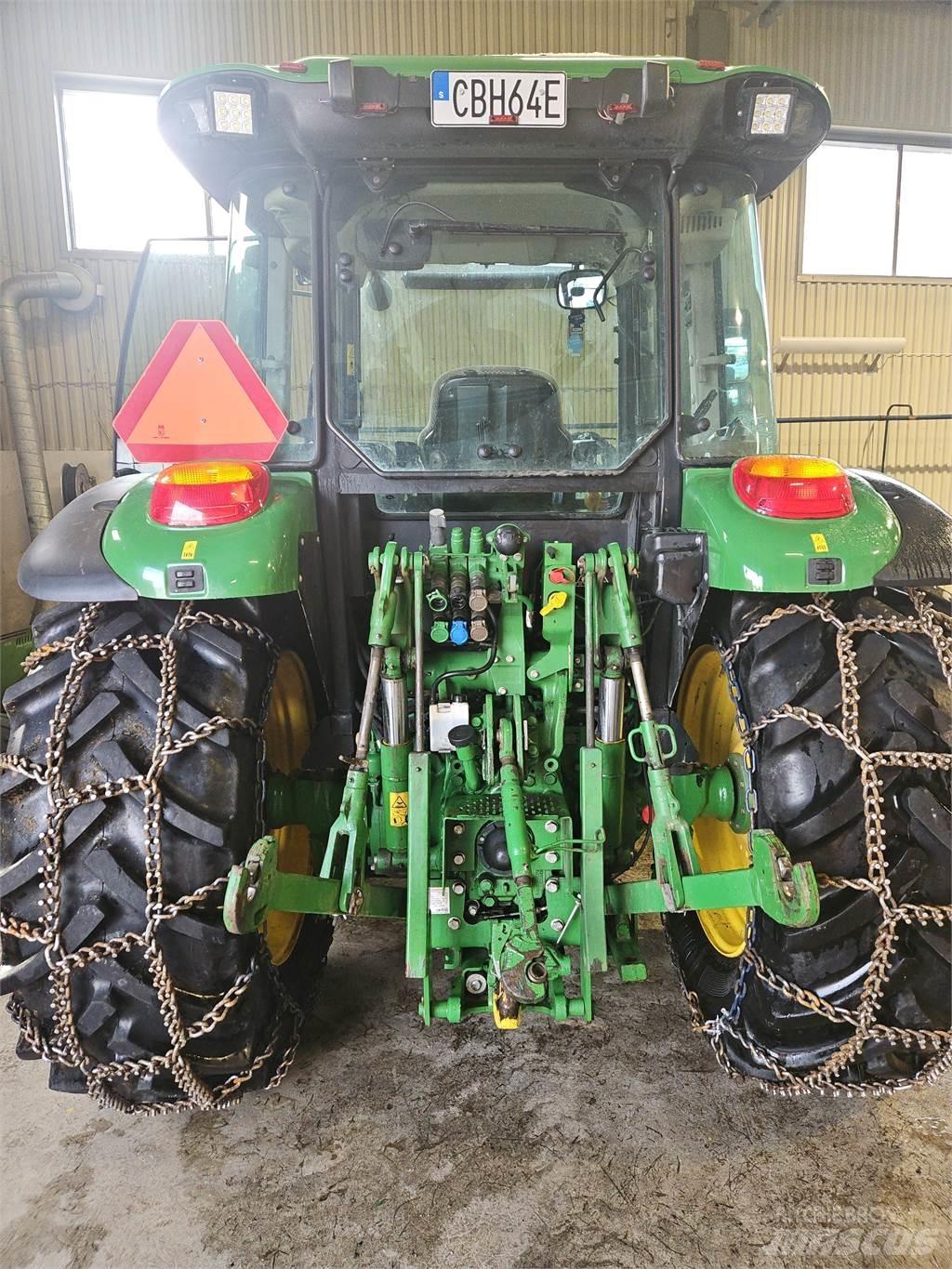 John Deere 5115M Tractores